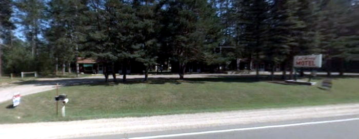 Est-Wood Motel - 2009 Street View (newer photo)